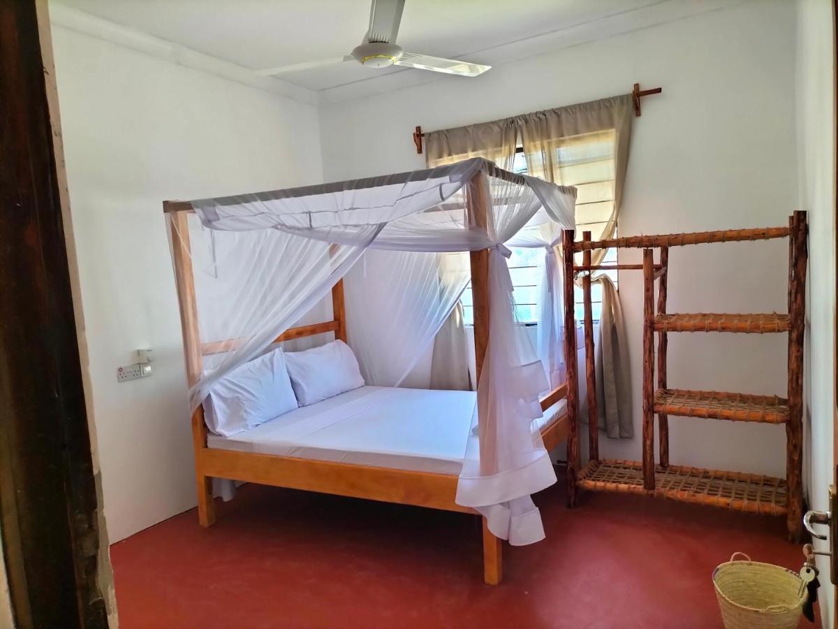 Mambo Leo Hostel Paje Habitación foto